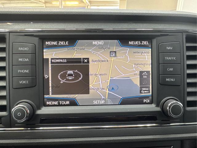 Seat / Leon / Weiß / / / 1.4 TSI DSG NAVI LED TEMPOMAT SHZ
