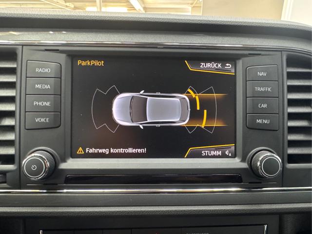 Seat / Leon / Weiß / / / 1.4 TSI DSG NAVI LED TEMPOMAT SHZ