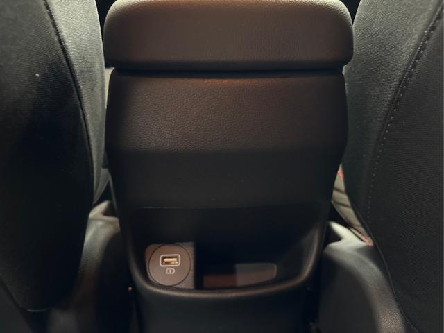 Hyundai / KONA / Blau / / / 6-Gang IMT NAVI KRELL SHZ RFK