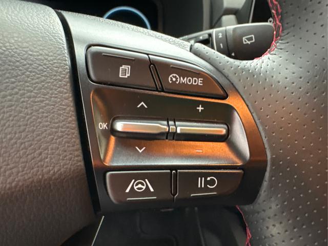 Hyundai / KONA / Blau / / / 6-Gang IMT NAVI KRELL SHZ RFK