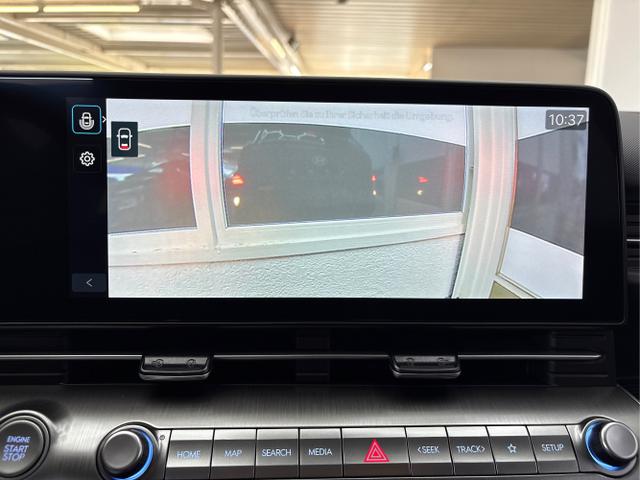 Hyundai / KONA / Schwarz / / / NAVI KLIMAAUTOMATIK PDC v+h RFK