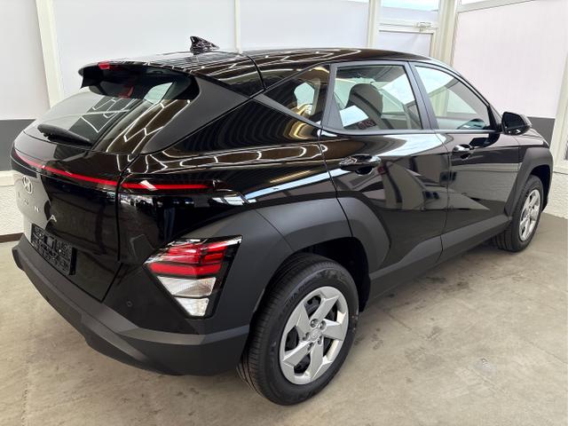 Hyundai / KONA / Schwarz / / / NAVI KLIMAAUTOMATIK PDC v+h RFK