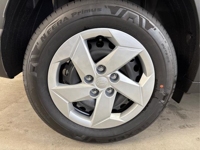 Hyundai / KONA / Schwarz / / / NAVI KLIMAAUTOMATIK PDC v+h RFK