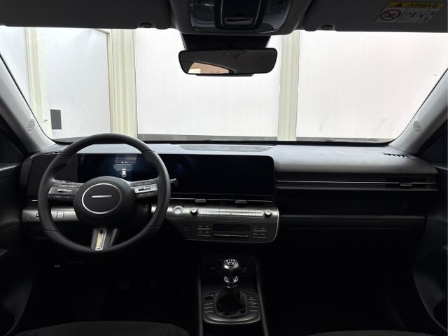 Hyundai / KONA / Schwarz / / / NAVI KLIMAAUTOMATIK PDC v+h RFK
