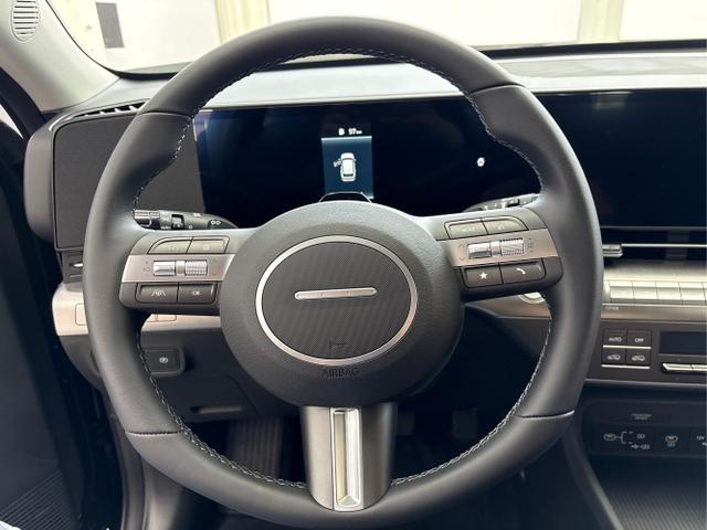 Hyundai / KONA / Schwarz / / / NAVI KLIMAAUTOMATIK PDC v+h RFK