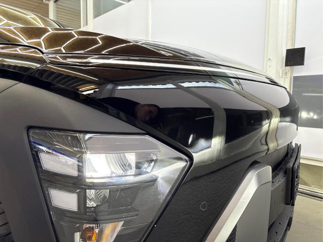 Hyundai / KONA / Schwarz / / / NAVI KLIMAAUTOMATIK PDC v+h RFK