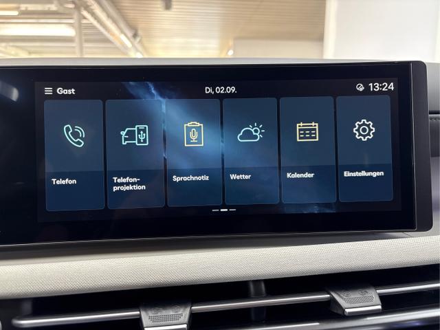 Hyundai / TUCSON / Weiß / / / PANO SHZ v+h 18 ALU