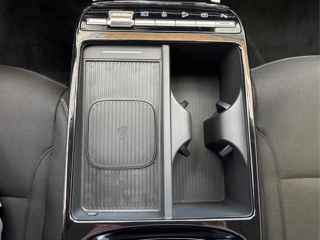 Hyundai / TUCSON / Weiß / / / PANO SHZ v+h 18 ALU