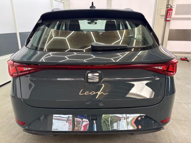 Seat / Leon / Blau / / / 1.5 TSI SHZ ACC RFK PDC 