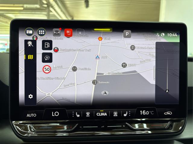 Seat / Leon / Schwarz / / / 1.5 TSI MATRIX NAVI SHZ RFK KESSY