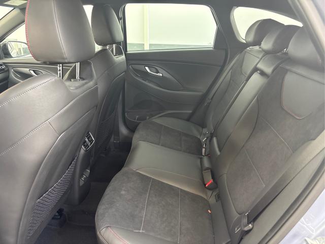 Hyundai / i30 / Blau / / / DCT ACC NAVI RFK WP 