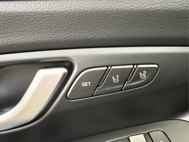 Hyundai / i30 / Blau / / / DCT ACC NAVI RFK WP 