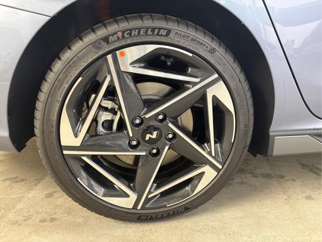 Hyundai / i30 / Blau / / / DCT ACC NAVI RFK WP 