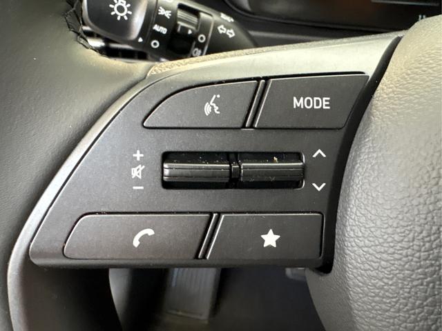 Hyundai / BAYON / Grau / / / DCT NAVI RFK PDC 