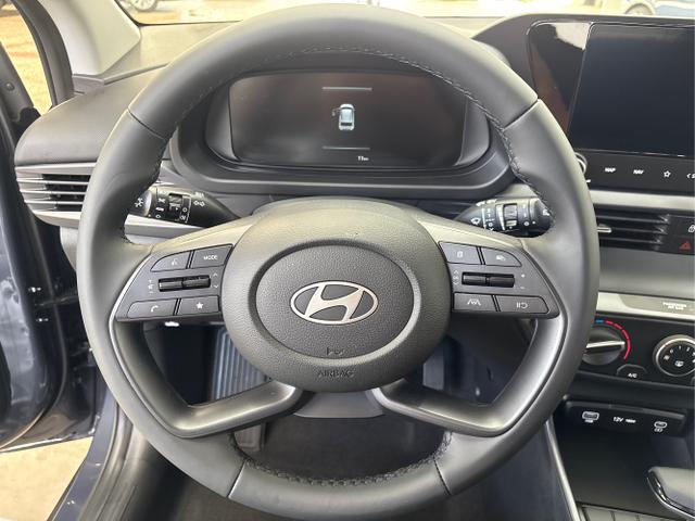 Hyundai / BAYON / Grau / / / DCT NAVI RFK PDC 
