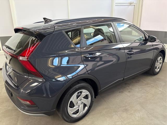 Hyundai / BAYON / Grau / / / DCT NAVI RFK PDC 