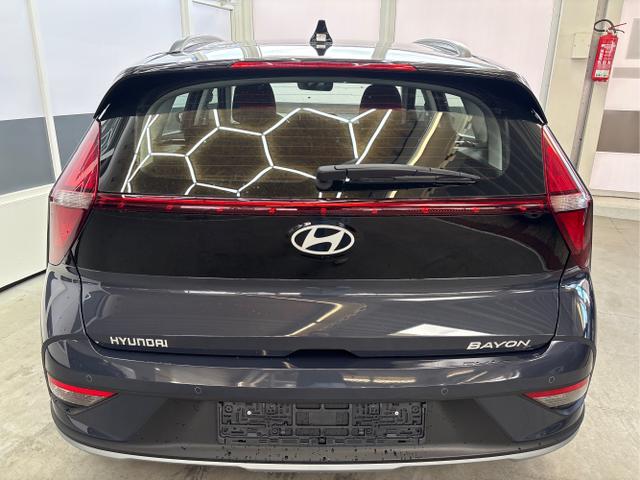 Hyundai / BAYON / Grau / / / DCT NAVI RFK PDC 