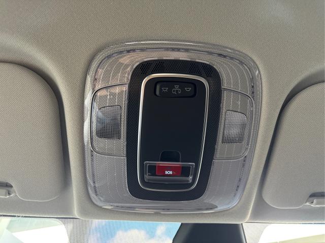 Hyundai / BAYON / Grau / / / DCT NAVI RFK PDC 