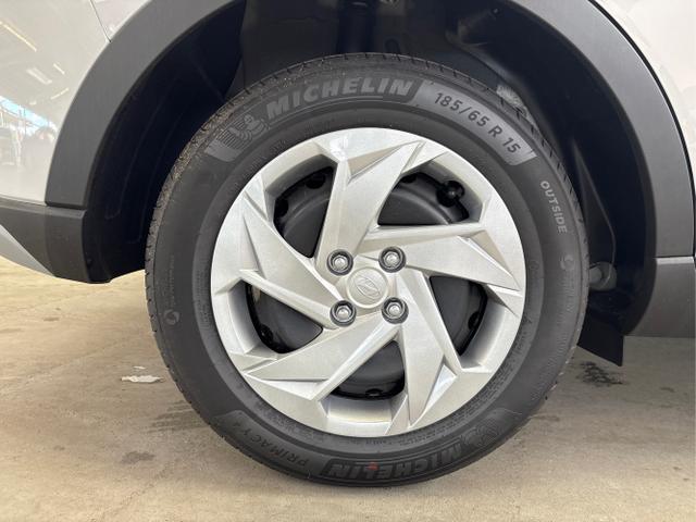 Hyundai / BAYON / Grau / / / DCT NAVI RFK PDC 