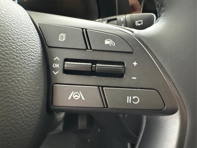 Hyundai / BAYON / Grau / / / DCT NAVI RFK PDC 