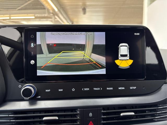 Hyundai / BAYON / Weiß / / / DCT NAVI RFK PDC 