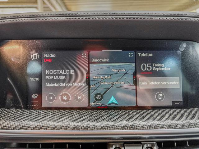 Alfa Romeo Stelvio QUADRIFOGLIO VERDE AKRAPOVIC Technologie-Paket 