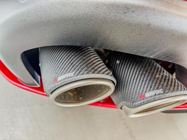 Alfa Romeo Stelvio QUADRIFOGLIO VERDE AKRAPOVIC Technologie-Paket 