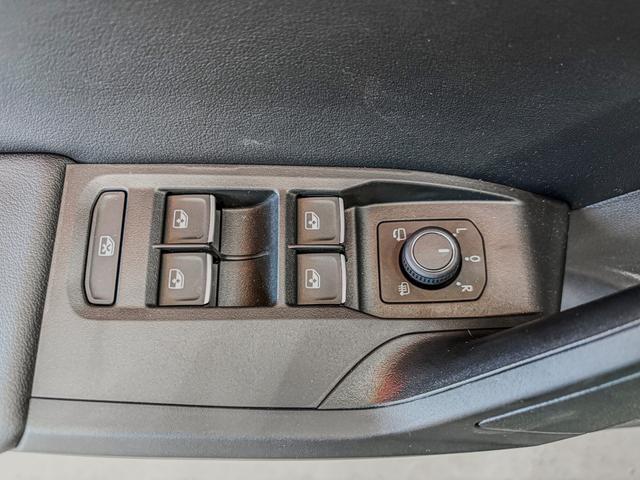 Seat Leon FR 1.5 TSI AHK MATRIX NAVI SHZ 
