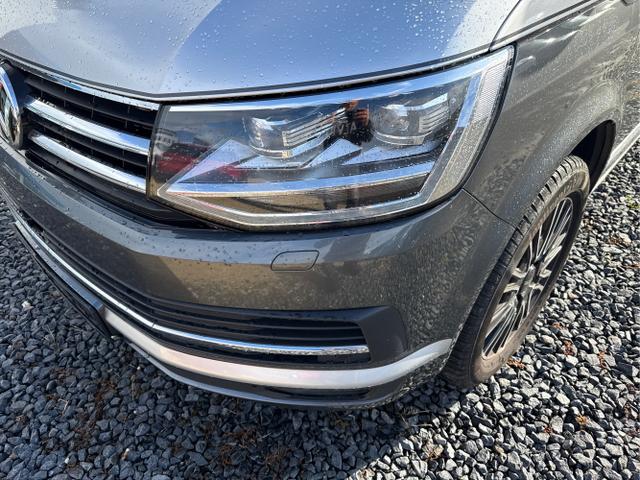 Volkswagen / T6 Caravelle / Grau / / / 