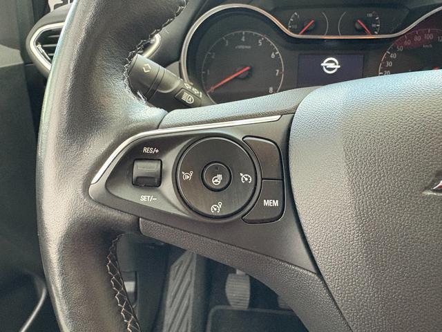 Opel Crossland X ELEGANCE SHZ KLIMAAUTOMATIK ALU TEMPOMAT 
