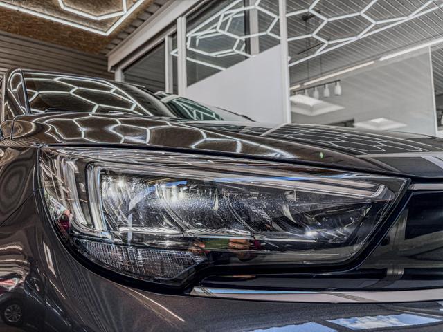 Opel Crossland X ELEGANCE SHZ KLIMAAUTOMATIK ALU TEMPOMAT 