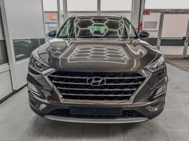 Hyundai TUCSON PREMIUM DCT KRELL NAVI PDC v+h 