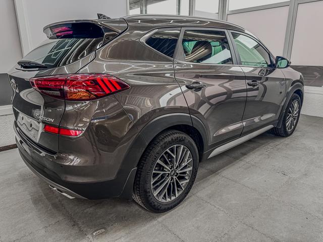 Hyundai TUCSON PREMIUM DCT KRELL NAVI PDC v+h 