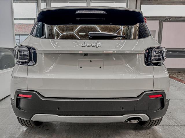 Jeep Avenger Summit e-DCT6 ACC RFK SHZ PDC KEYLESS El.Heckklappe 