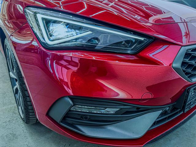 Seat Leon Sportstourer FR 1.5 TSI AHK NAVI MATRIX KEYLESS 