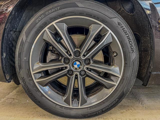 BMW 2er Gran Tourer 218i Sport Line STEPTRONIC LED SHZ KLIMAAUTOMATIK 