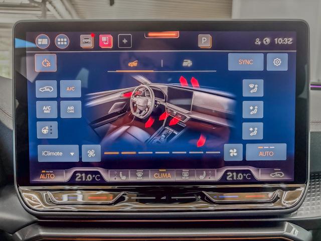 Cupra Leon 1.5 eTSI DSG INTELLIGENT DRIVE ACC KEYLESS 