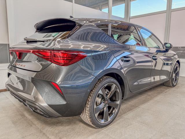 Cupra Leon 1.5 eTSI DSG INTELLIGENT DRIVE ACC KEYLESS 