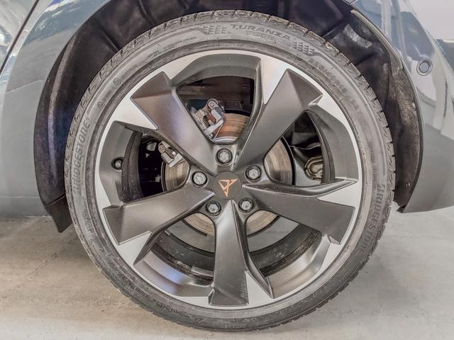 Cupra Leon - 1.5 eTSI DSG INTELLIGENT DRIVE ACC KEYLESS