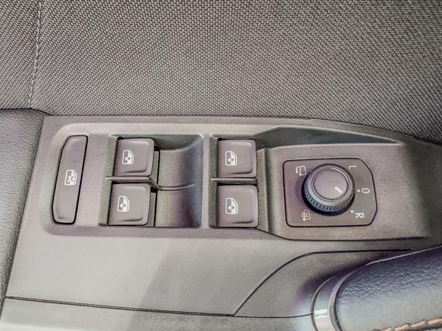 Cupra Leon 1.5 eTSI DSG INTELLIGENT DRIVE ACC KEYLESS 