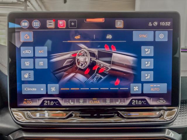 Cupra Leon 1.5 eTSI DSG INTELLIGENT DRIVE ACC KEYLESS 