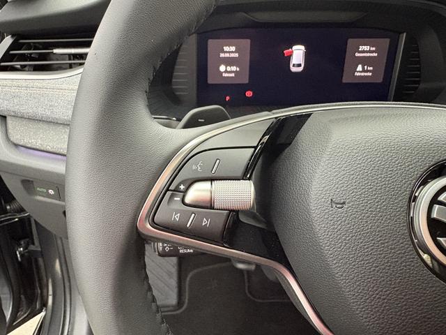 Skoda Octavia Combi SELECTION 1.5 MHEV AHK DSG NAVI ACC SHZ RFK 