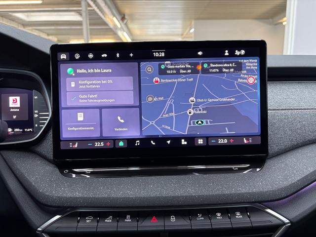 Skoda Octavia Combi SELECTION 1.5 MHEV AHK DSG NAVI ACC SHZ RFK 