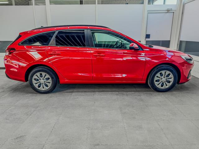 Hyundai i30 Kombi STYLE NAVI RFK LED PDC v+h 