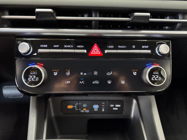 Hyundai TUCSON STYLE DCT ACC SHZ NAVI PDC RFK 