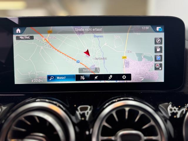 Mercedes-Benz B-Klasse B 200 AMG Line DCT DCC WEBASTO NAVI SHZ 