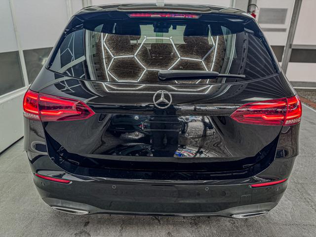 Mercedes-Benz B-Klasse B 200 AMG Line DCT DCC WEBASTO NAVI SHZ 