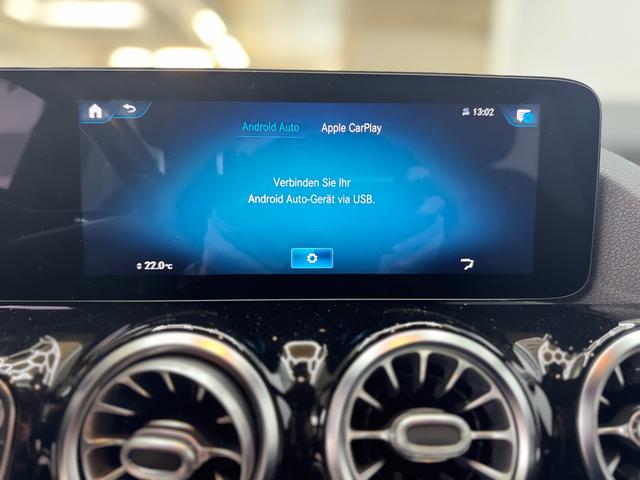 Mercedes-Benz B-Klasse B 200 AMG Line DCT DCC WEBASTO NAVI SHZ 