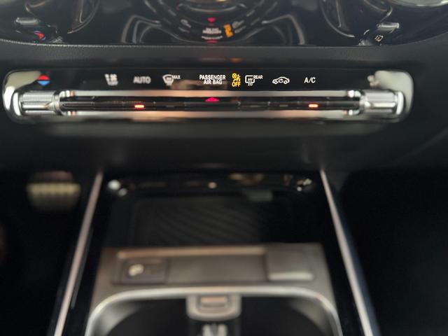 Mercedes-Benz B-Klasse B 200 AMG Line DCT DCC WEBASTO NAVI SHZ 