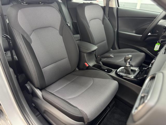 Hyundai i30 STYLE NAVI LED RFK PDC 